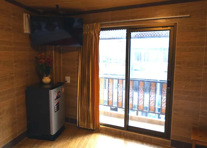 旅馆 Thai Cozy House
